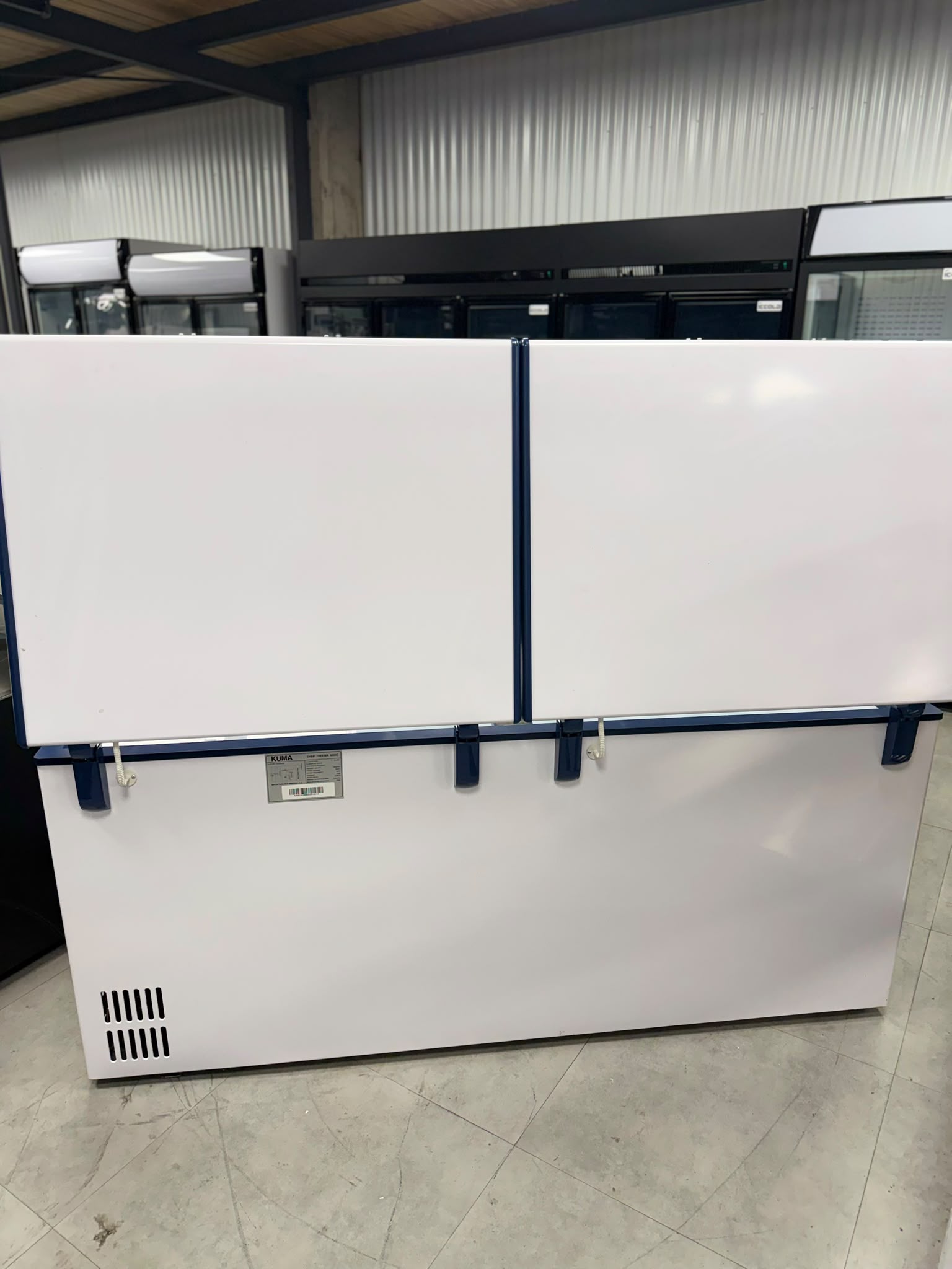 Freezer Horizontal K600c KUMA - Imagen 3