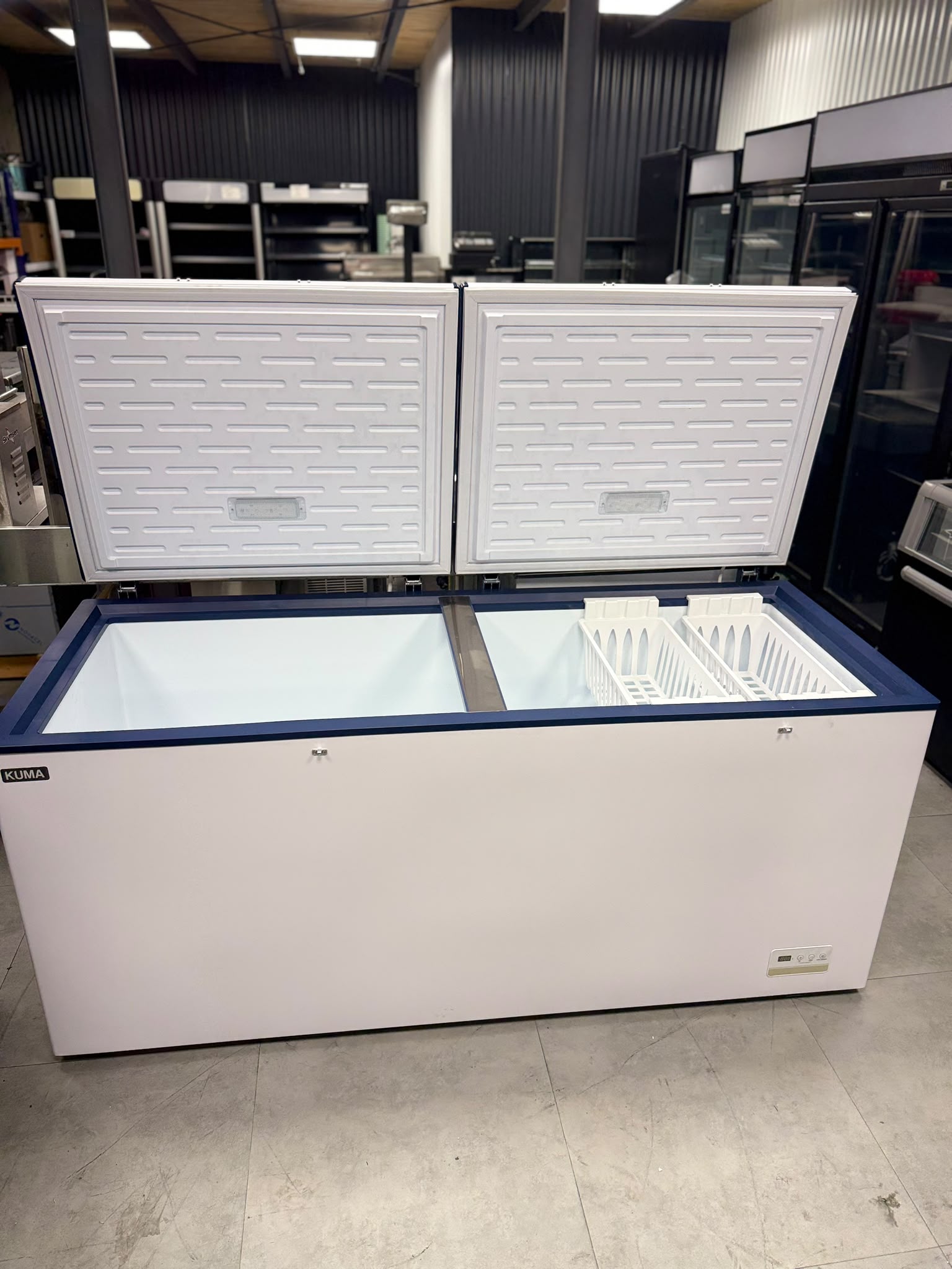 Freezer Horizontal K600c KUMA - Imagen 2
