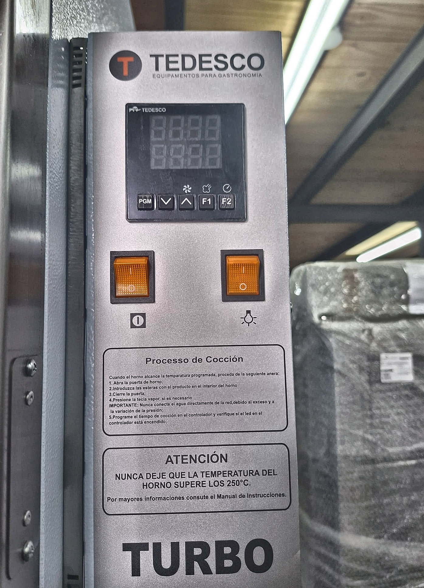 Horno 10 Bandejas Gas 58*68 TEDESCO - Imagen 2
